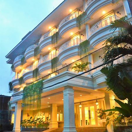 Amalfi Hotel Seminyak Luaran gambar