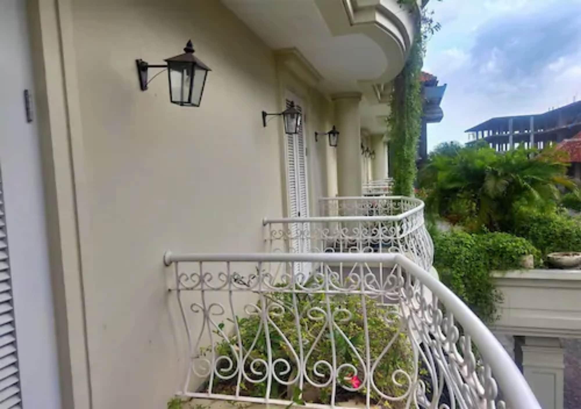 Amalfi Hotel Seminyak Luaran gambar